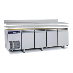 Tavolo da laboratorio a refrigerazione ventilata 4 PORTE (0/+8°C) 548 Lt - PROF. 70 cm